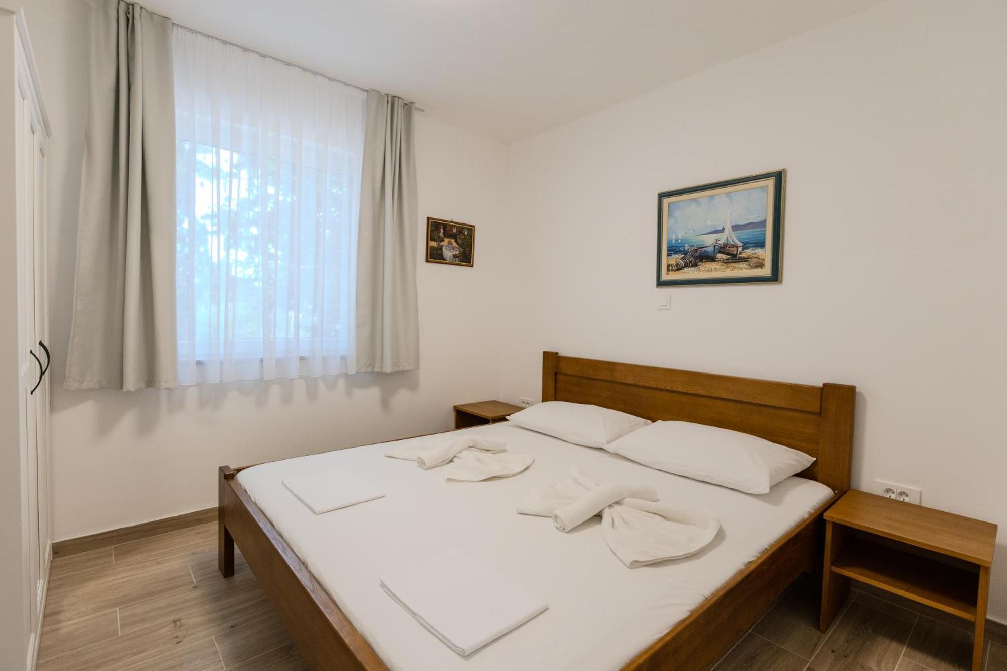 Apartments Lorena Privlaka  Eksteriør bilde