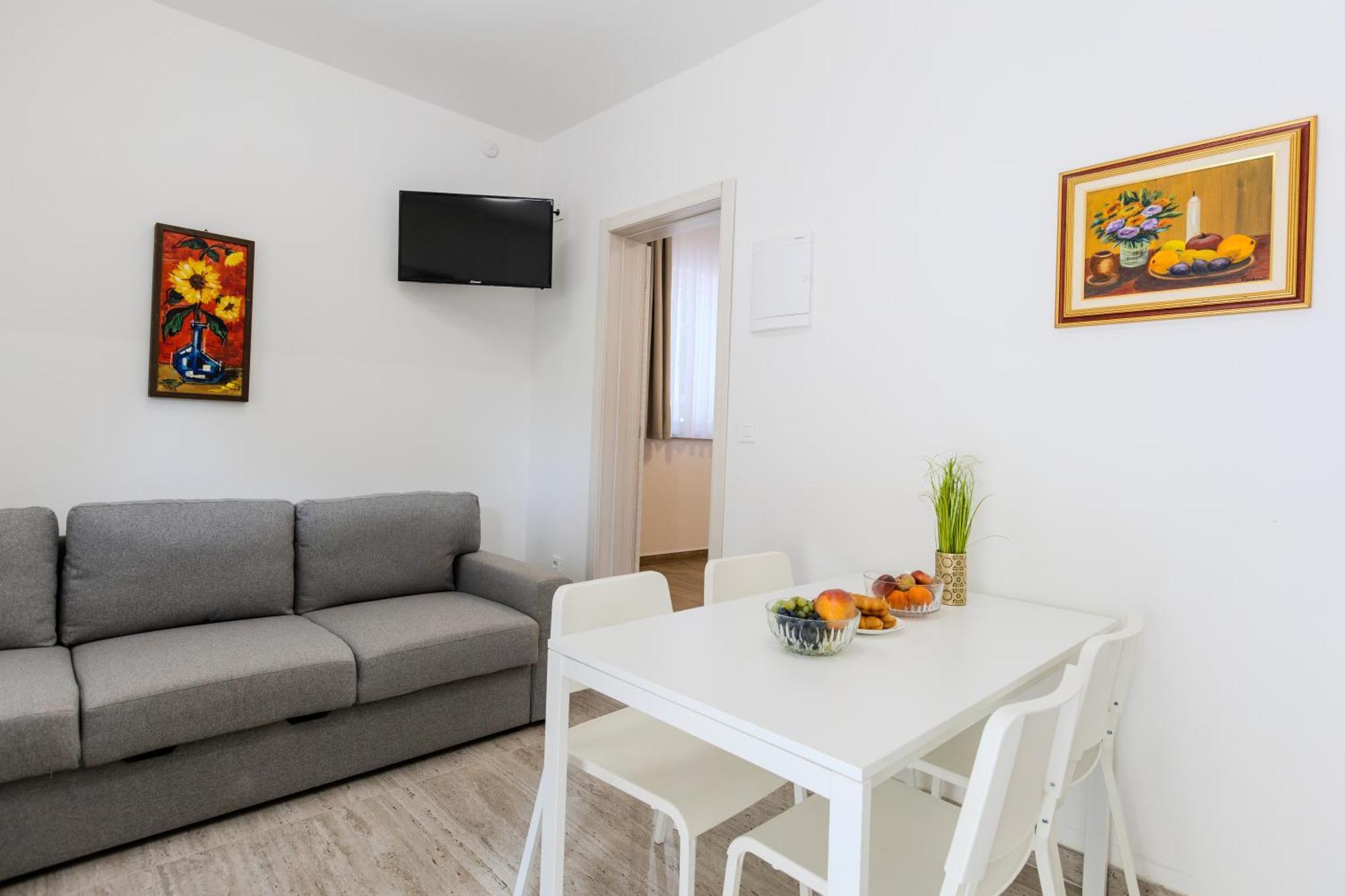 Apartments Lorena Privlaka  Eksteriør bilde