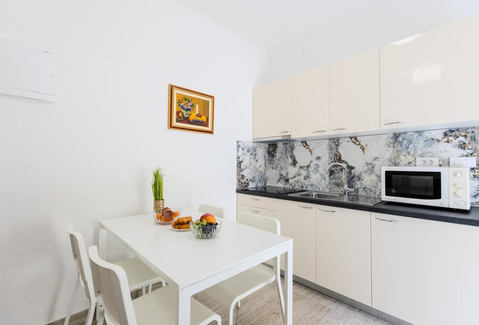 Apartments Lorena Privlaka  Eksteriør bilde